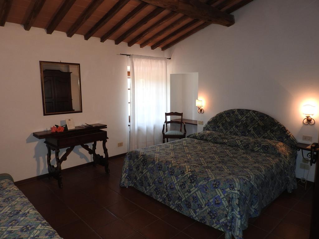 בית הארחה סוביצ'ילה 	Relais Borgo Di Toiano מראה חיצוני תמונה