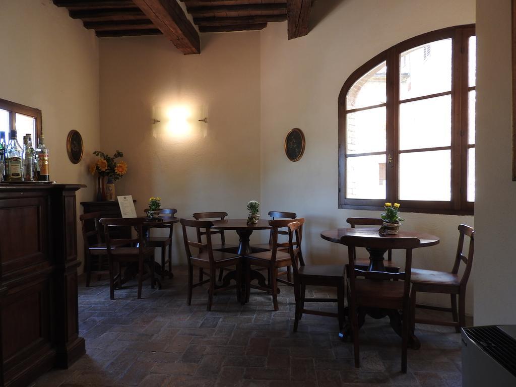 בית הארחה סוביצ'ילה 	Relais Borgo Di Toiano מראה חיצוני תמונה