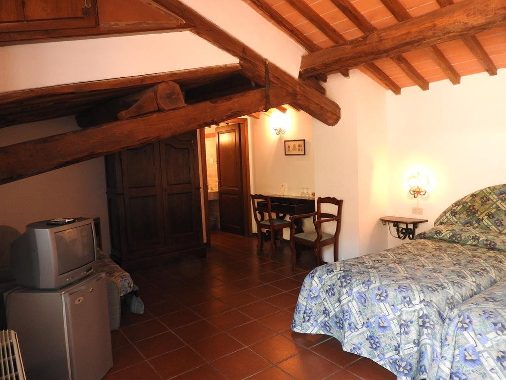 בית הארחה סוביצ'ילה 	Relais Borgo Di Toiano מראה חיצוני תמונה