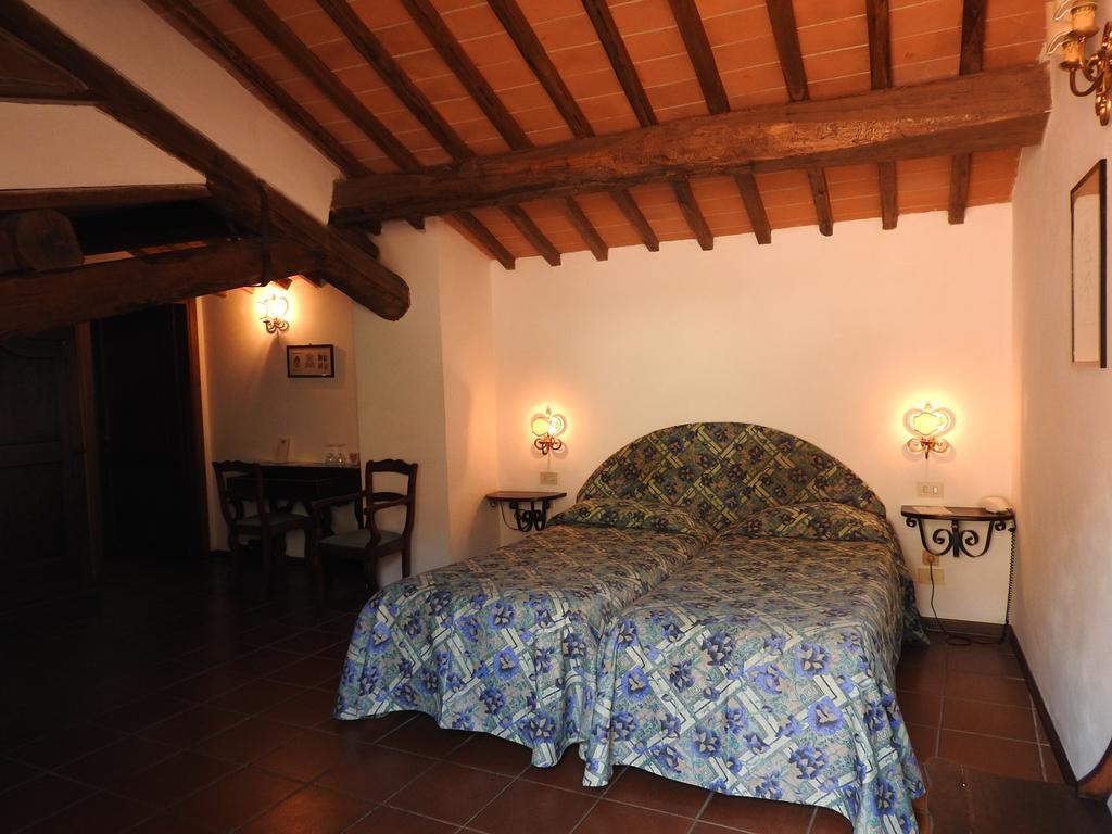 בית הארחה סוביצ'ילה 	Relais Borgo Di Toiano מראה חיצוני תמונה