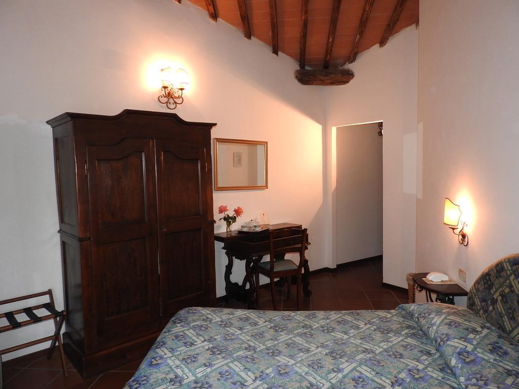 בית הארחה סוביצ'ילה 	Relais Borgo Di Toiano מראה חיצוני תמונה