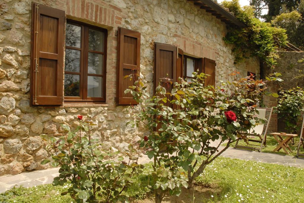 בית הארחה סוביצ'ילה 	Relais Borgo Di Toiano מראה חיצוני תמונה